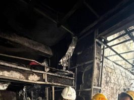 Massive fire engulfs four shops in Adajan | Surat News